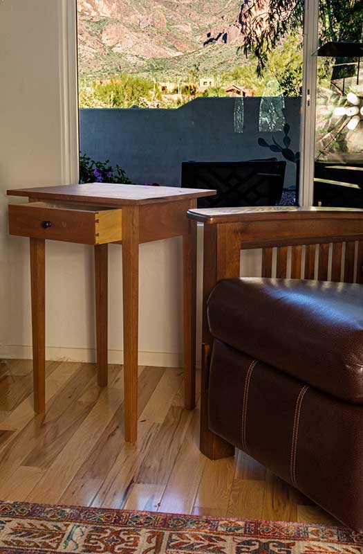 W_End-table